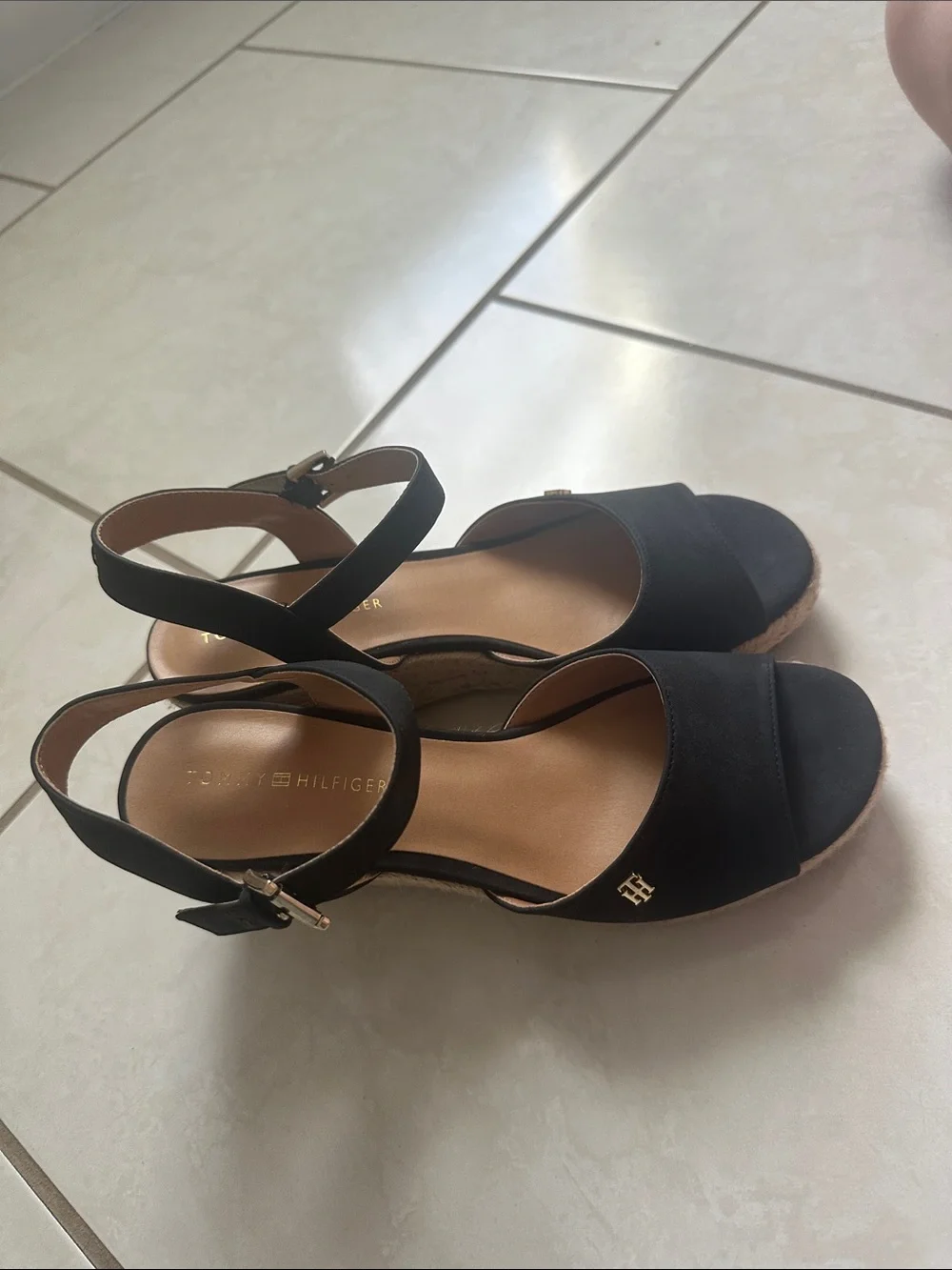 NWOT Tommy Hilfiger Black Espadrille Wedge Sandals with Gold Logo